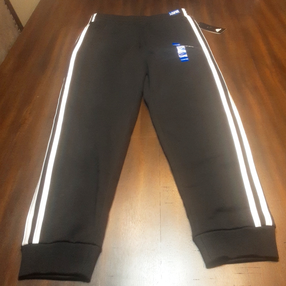 Boy's NWT adidas sweatpants 14/16  $25.00 #334. SOLD